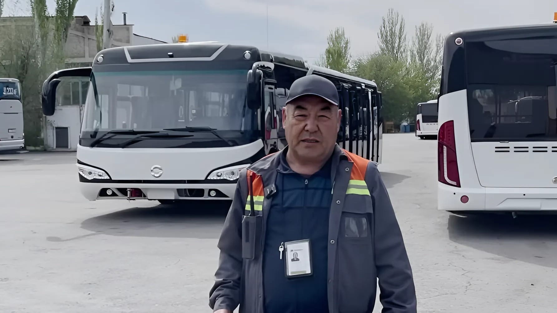 Для аэропортов Кыргызстана закупили более 100 единиц спецтехники с начала года