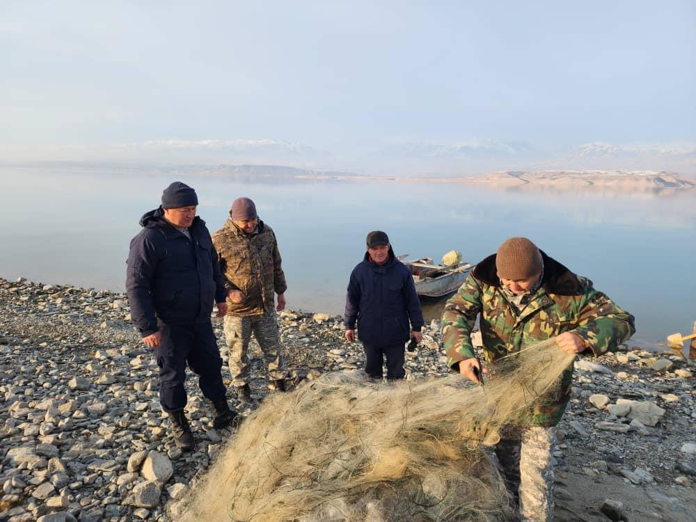 Рейды против браконьеров на Токтогульском водохранилище. Фото: полномочное представительство президента в Джалал-Абадской области