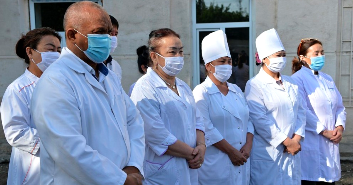 Нфмо медицинское образование. Киргизия здравоохранение. Медсестры Киргизии. Обучение врачей.