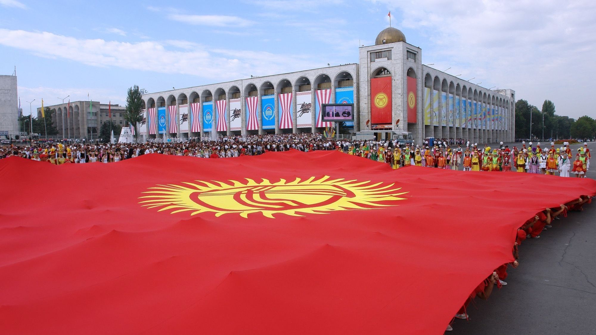 На следующей неделе кыргызстанцев ждет дополнительный выходной