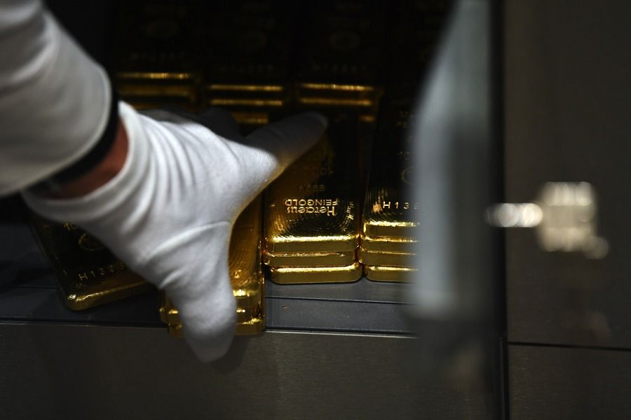 За полгода Кыргызстан экспортировал в Швейцарию почти четыре тонны золота