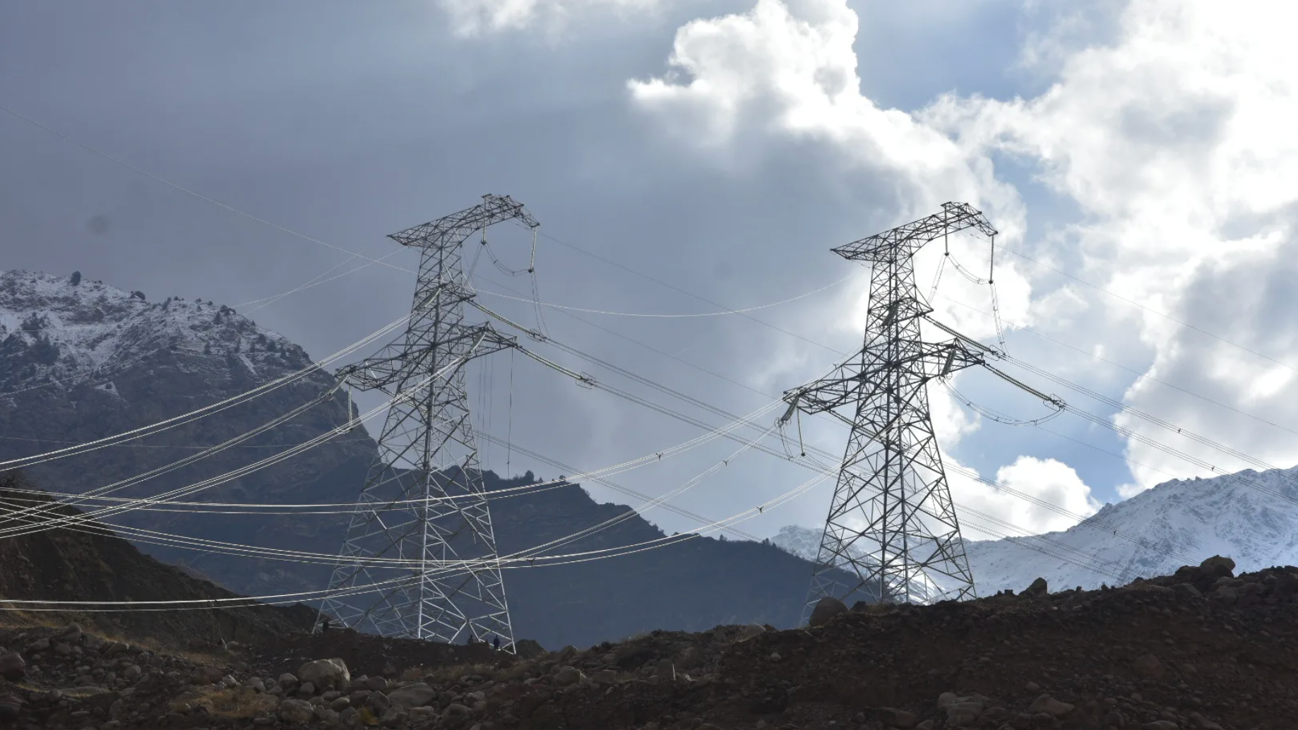 Три страны поставят КР недостающие 3.2 млрд кВт/часов электроэнергии этой зимой