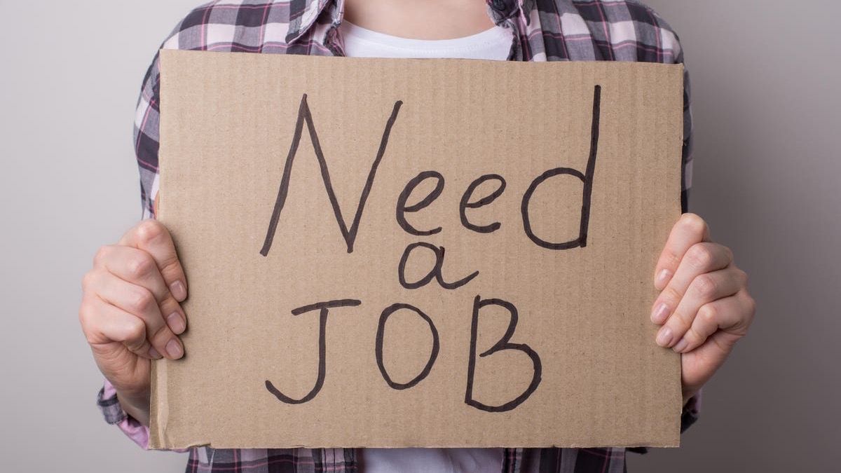 Почти 80% работодателей в Кыргызстане требуют наличие опыта