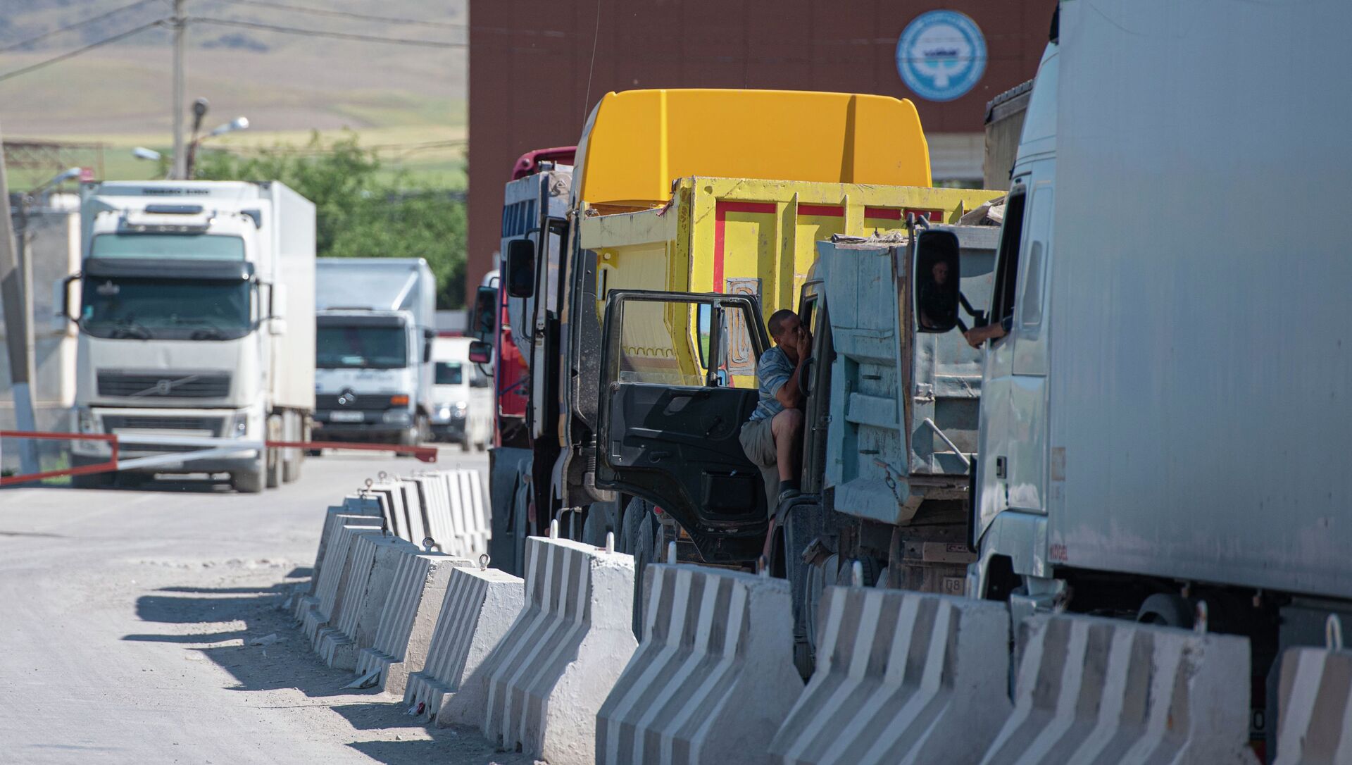 На Кыргызско-казахском деловом совете предложили использовать гранты для аудита ситуации на границе