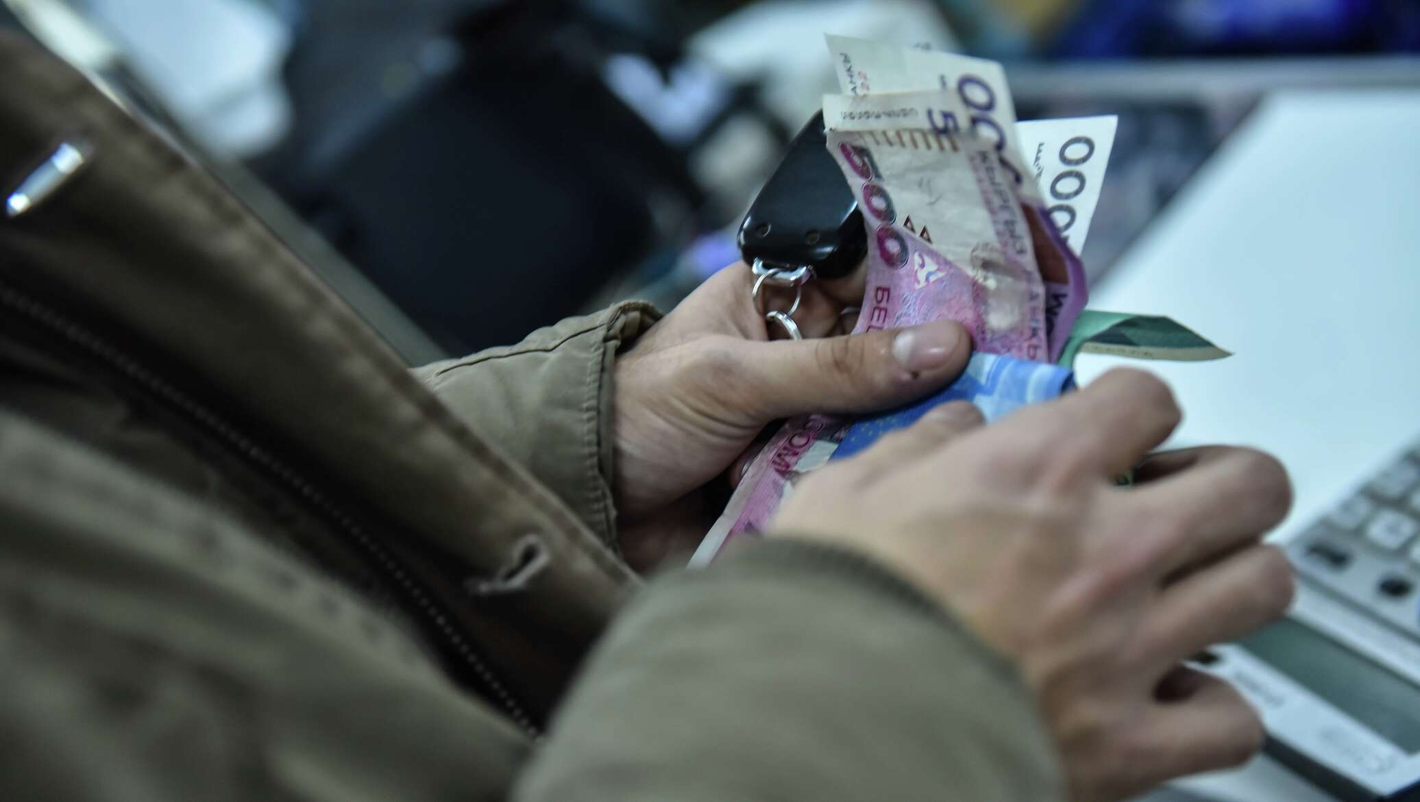 Средняя заплата в Кыргызстане в ближайшие три года вырастет на 30%
