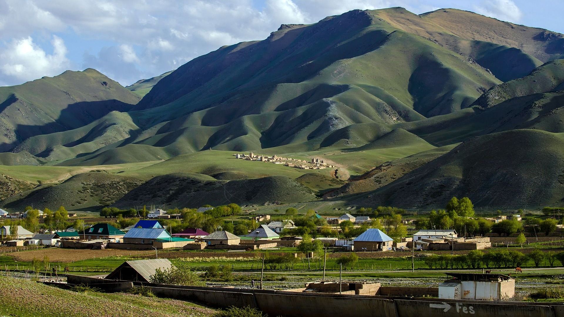 Этническим кыргызам будут предоставлять землю по месту переселения — инициатива депутатов ЖК