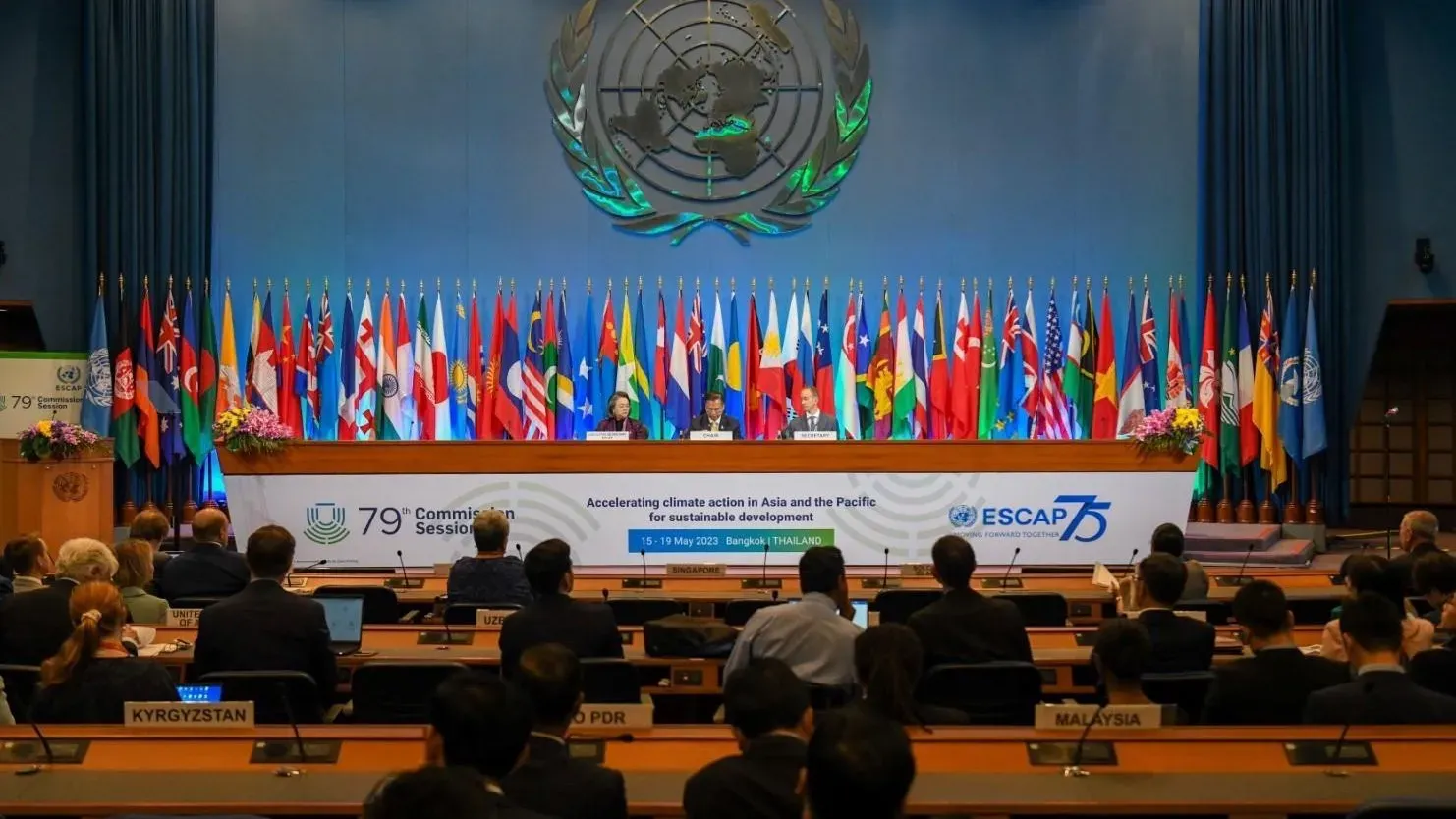 ЖК одобрил присоединение Кыргызстана к соглашению об упрощении безбумажной торговли