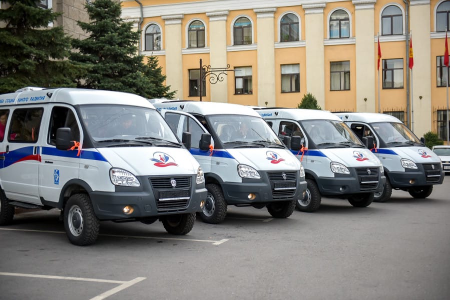 Четыре района Бишкека получили социальные автомобили для экстренной помощи детям и женщинам