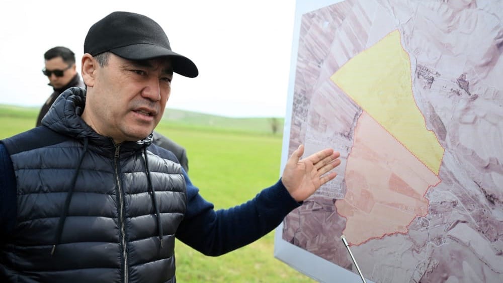 Где будут строить новые международные аэропорты в КР? Ответ пресс-секретаря президента