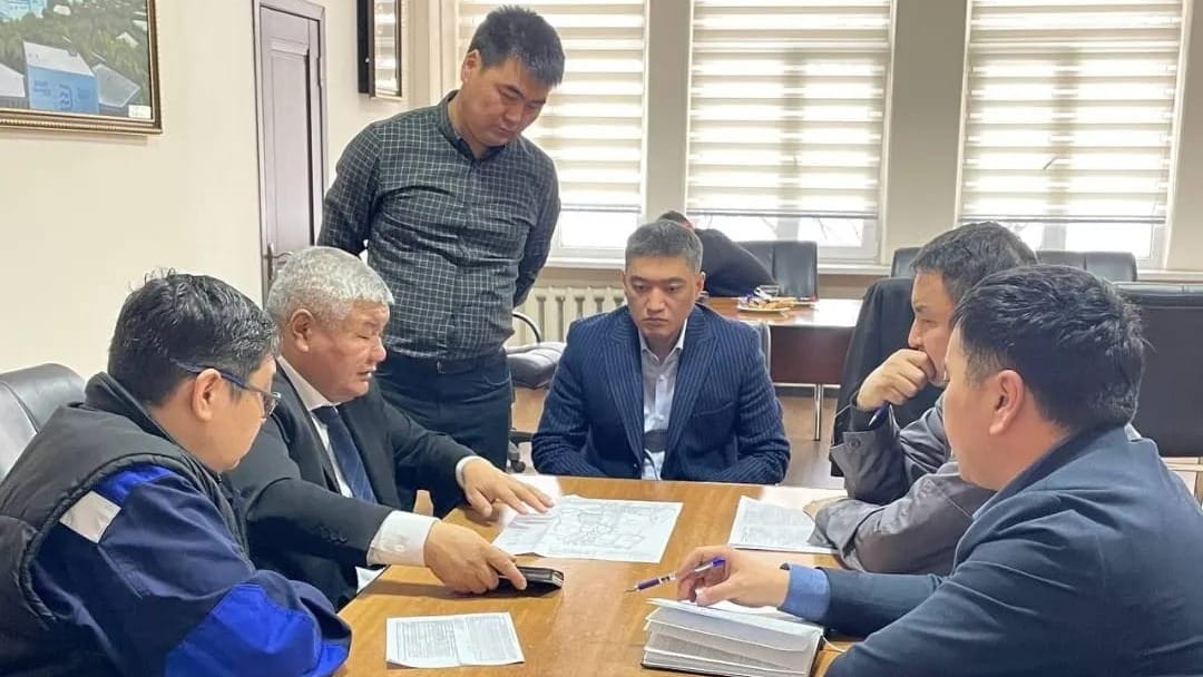 Минэнерго призвало руководителей "Электрических станций" и ТЭЦ Бишкека не допустить аварийных отключений зимой