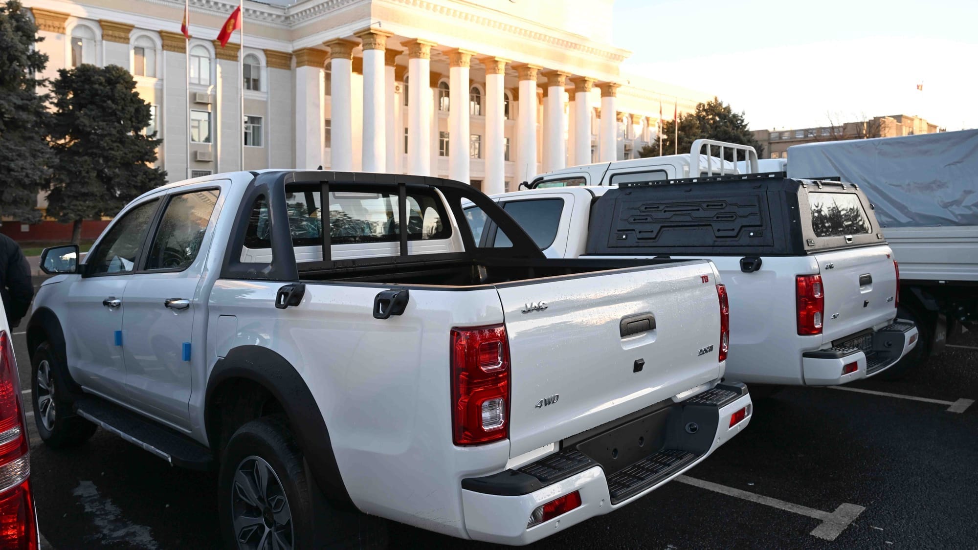 В следующем году Минэнерго Кыргызстана закупит машины на 1 млрд сомов