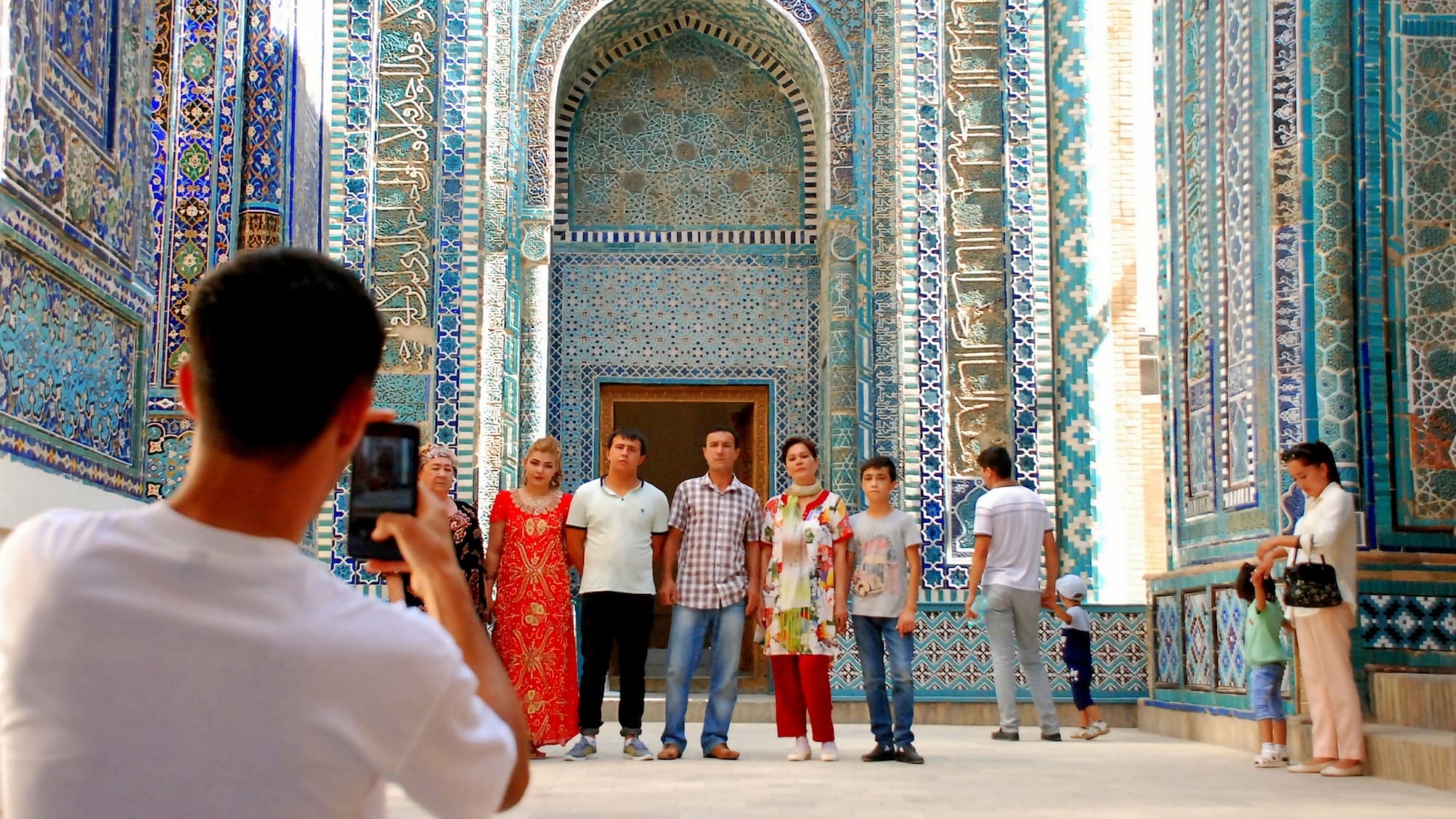 Узбекистан признан самой безопасной для туристов страной Центральной Азии — какой статус у Кыргызстана?