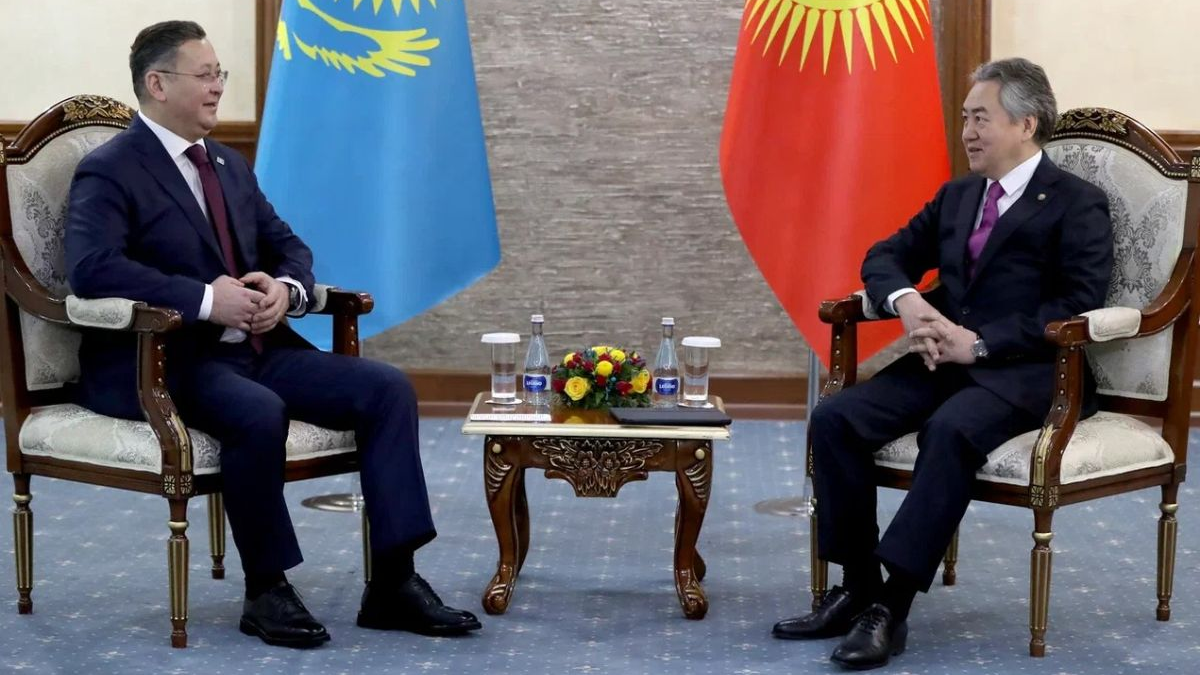 Казахстан готов инвестировать в экономику КР $70 млн в 2024 году