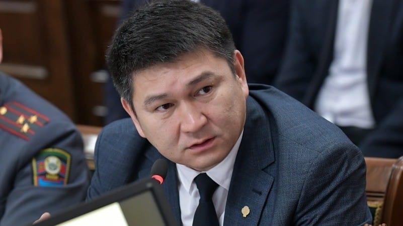 Директора департамента транспорта Бишкека Улана Уезбаева сняли с должности