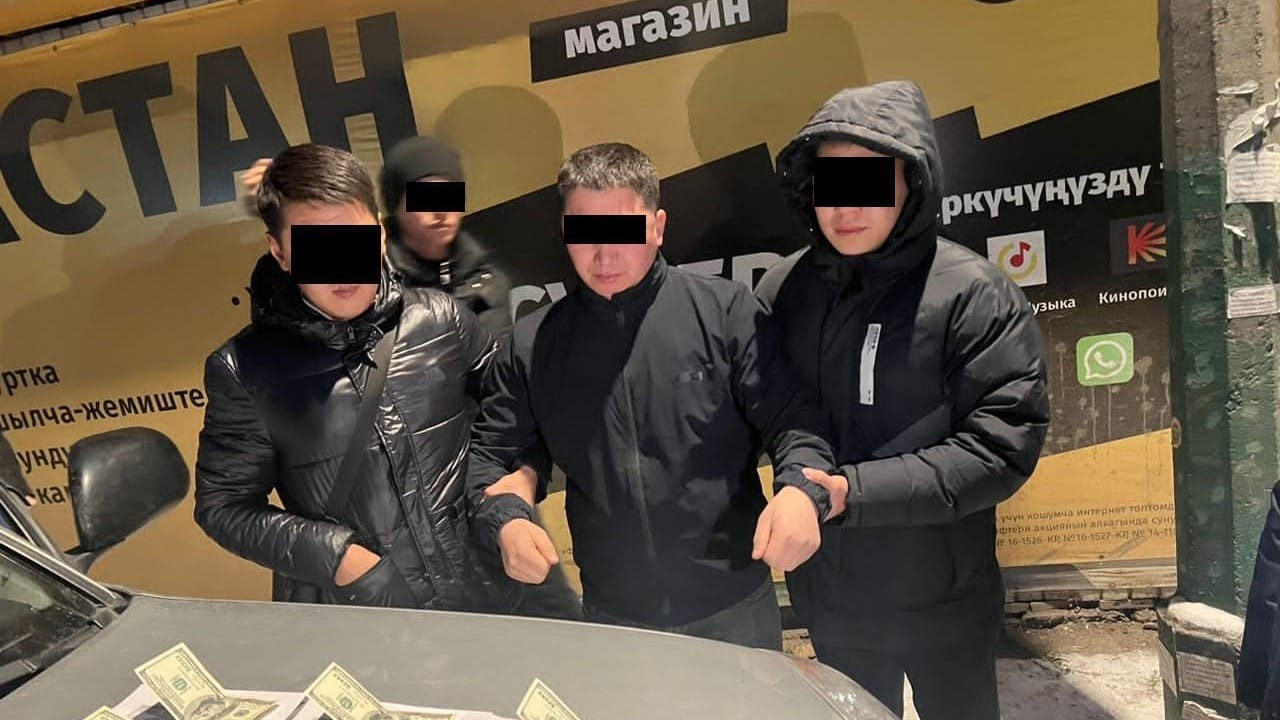 Главного архитектора Ленинского района Бишкека задержали за вымогательство