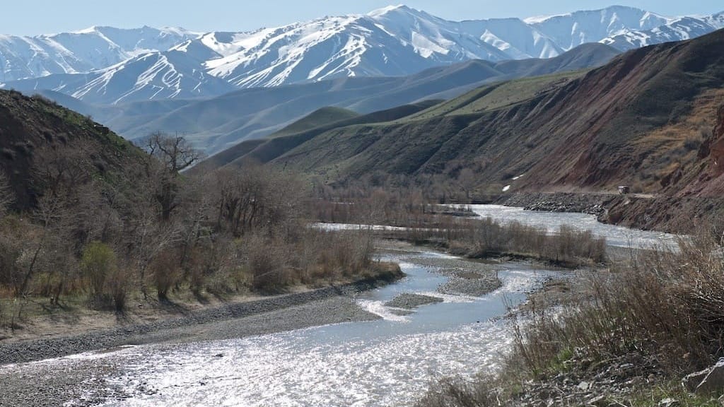Кыргызстан может лишиться кредитов на гидроэнергетику – если построит ГЭС на реке Чаткал