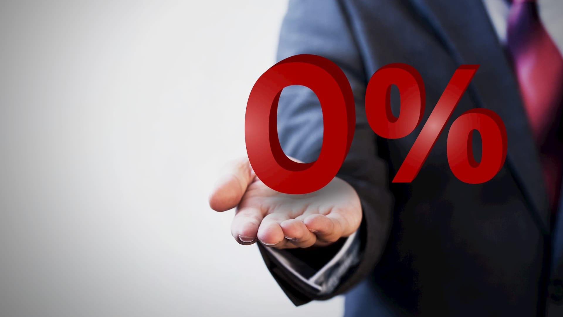 Почти 9 тысяч предпринимателей получили беспроцентные кредиты на 6 млрд сомов