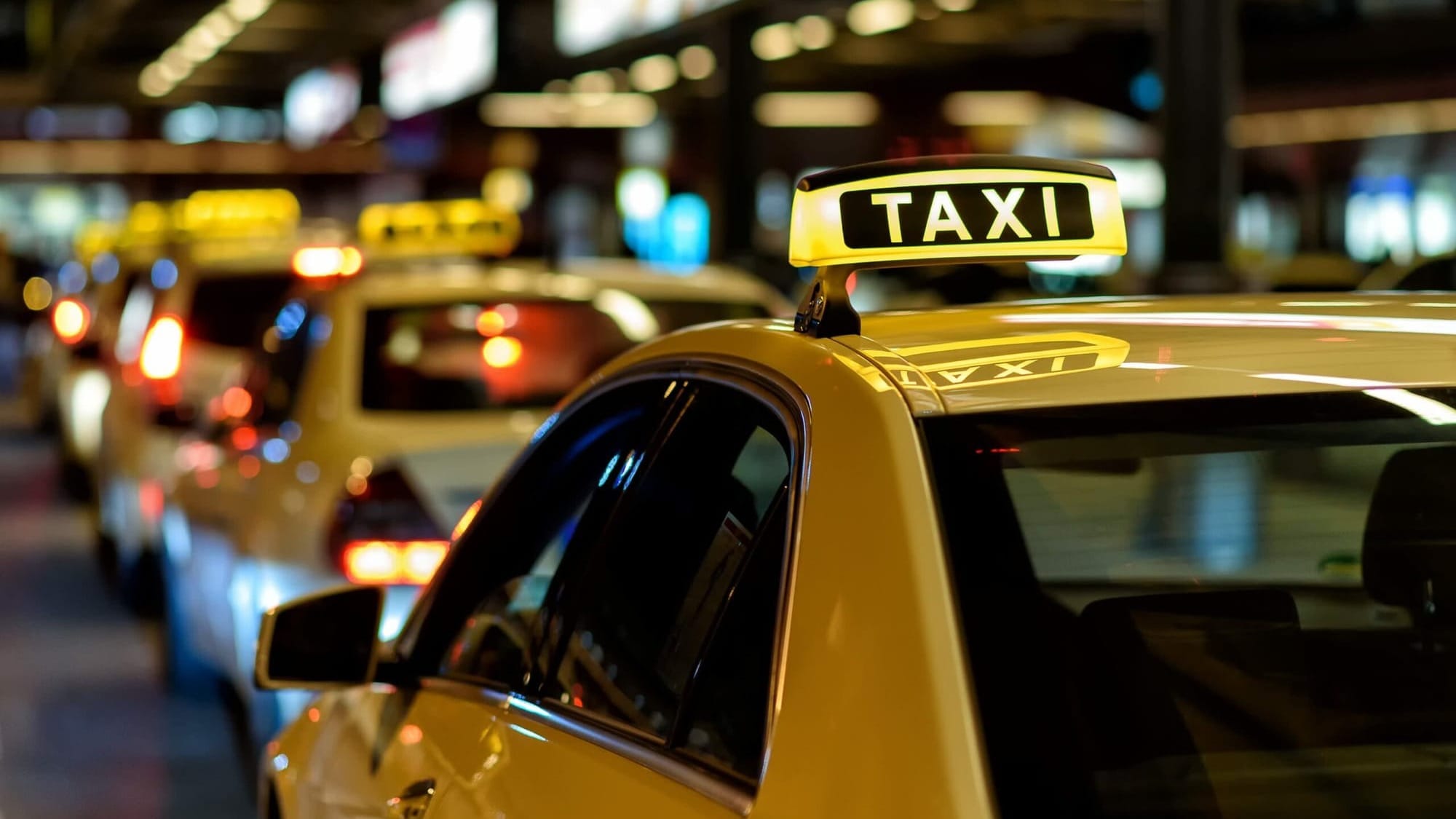 Госантимонополия оштрафовала SMS Taxi на 13 тысяч сомов