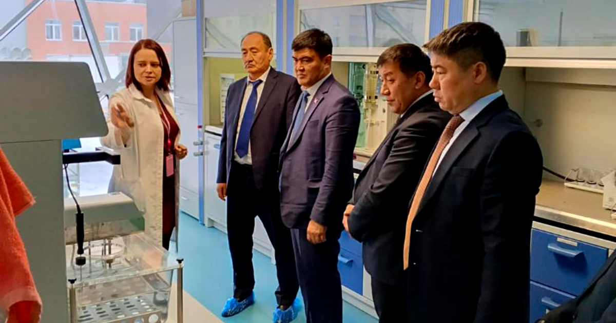 Предприятия РФ могут начать поставлять лекарства в аптеки Кыргызстана