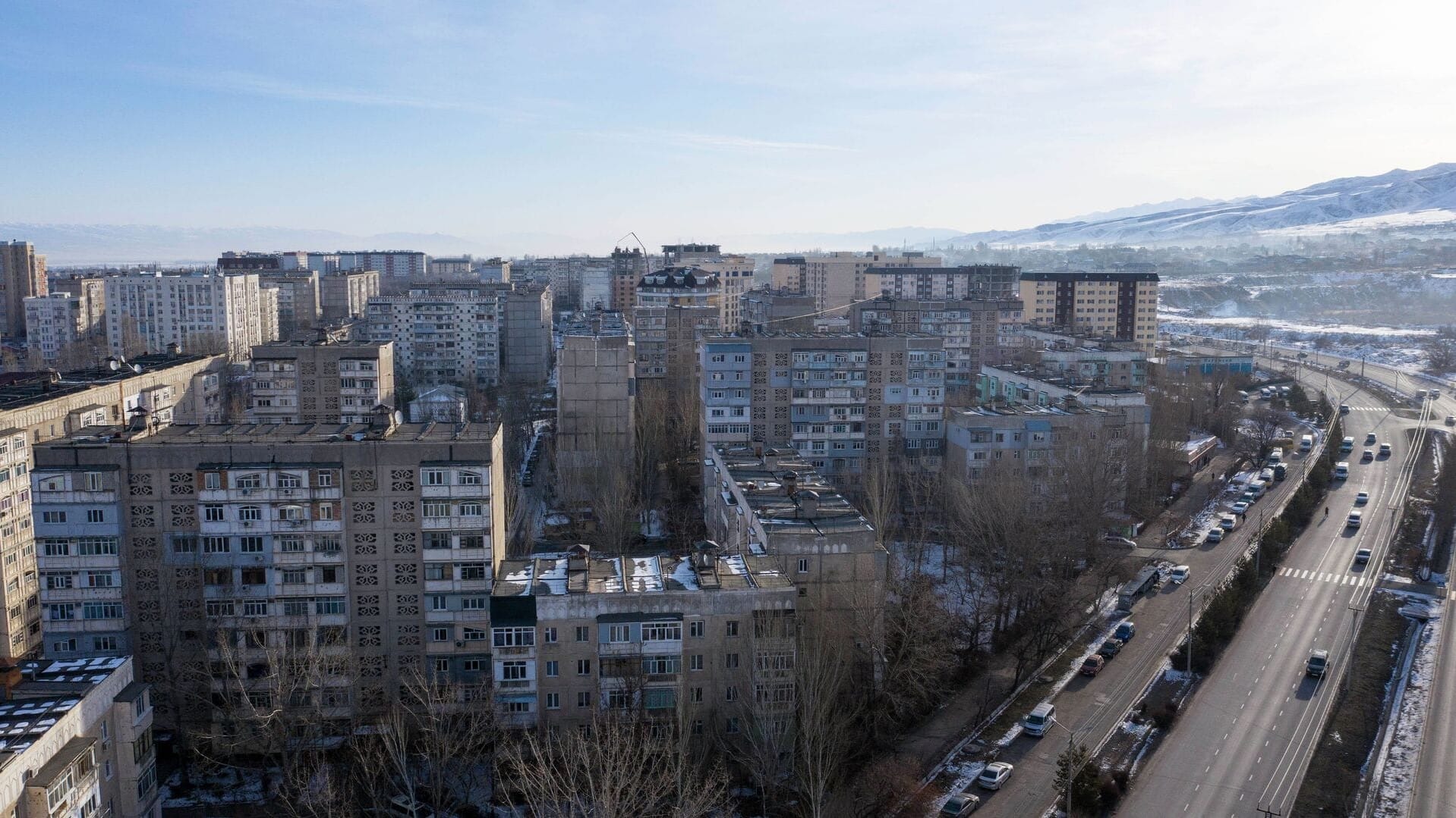 Авария на ТЭЦ: в южных микрорайонах Бишкека без отопления остались 60 тысяч квартир