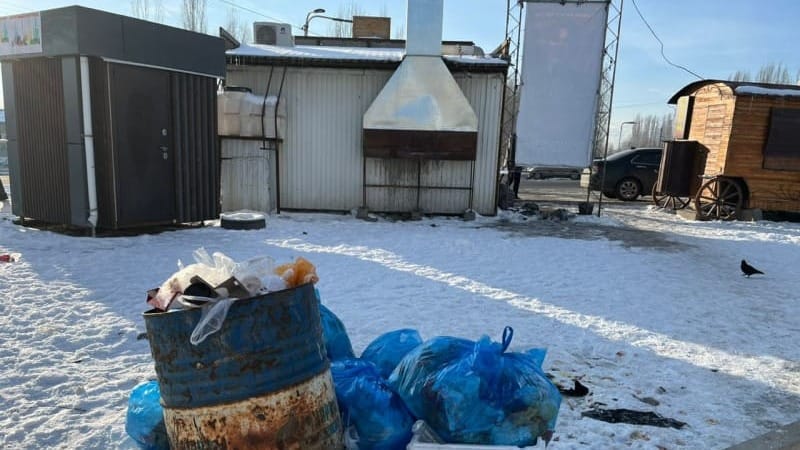 В Бишкеке оштрафовали девять предприятий – не убирали мусор