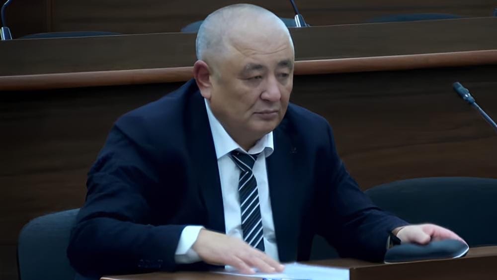 ЖК одобрил кандидатуру Жусупбека Нурматова на должность аудитора Счетной палаты КР