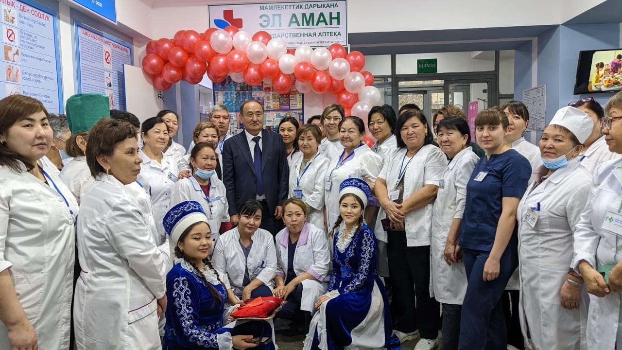 В студенческой поликлинике Бишкека открыли госаптеку
