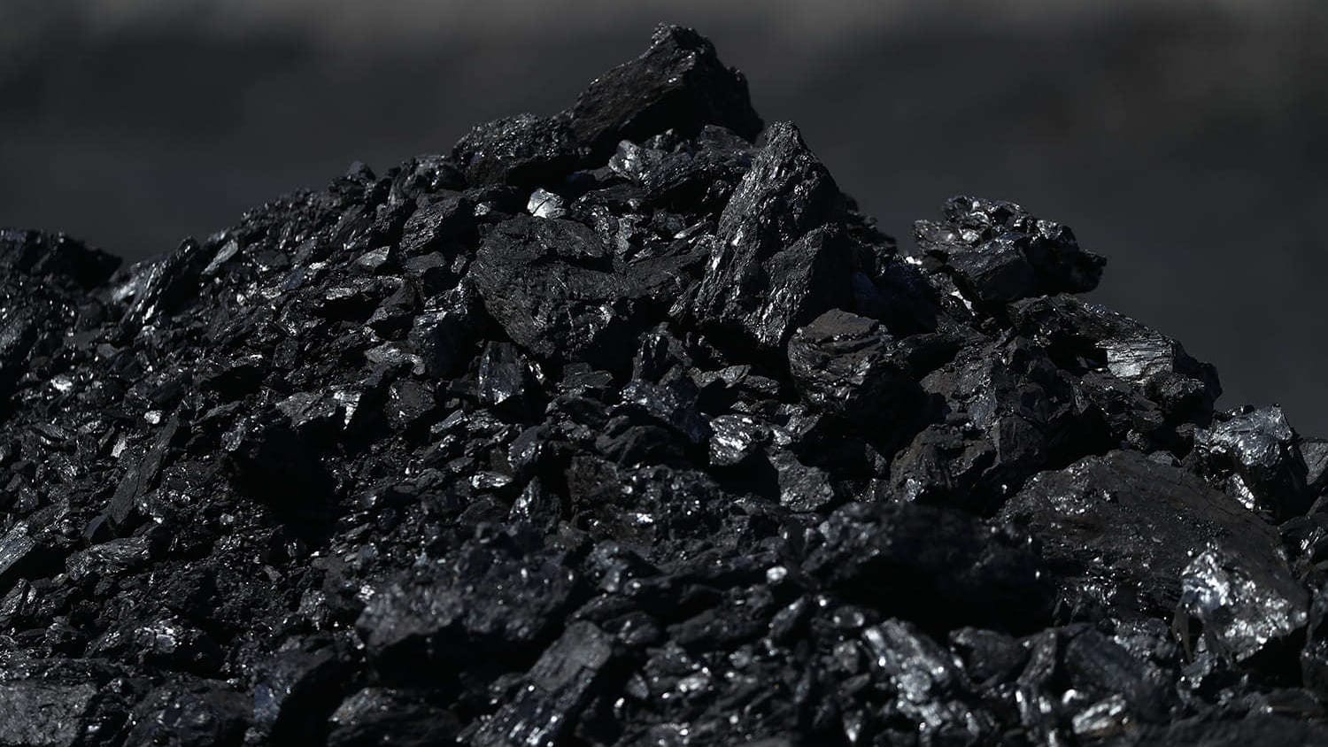 В Кыргызстане предлагают продлить запрет на вывоз угля до сентября 2024 года