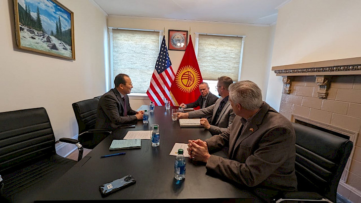 Посол Кыргызстана в США предложил чиновникам Монтаны экспортировать в КР замороженные семена лучших пород скота