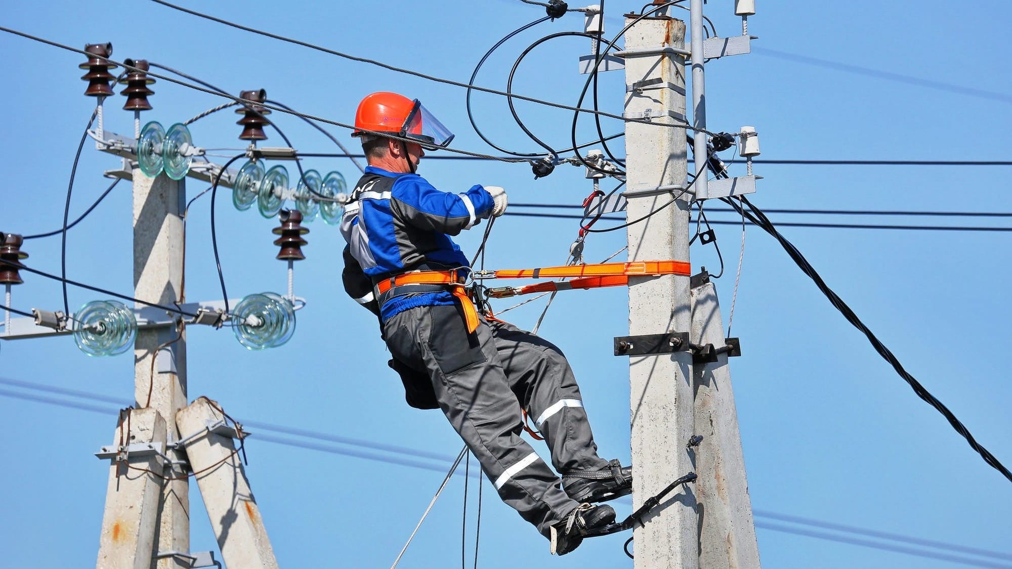 Где в Бишкеке отключат электроэнергию 7 марта – адреса и время