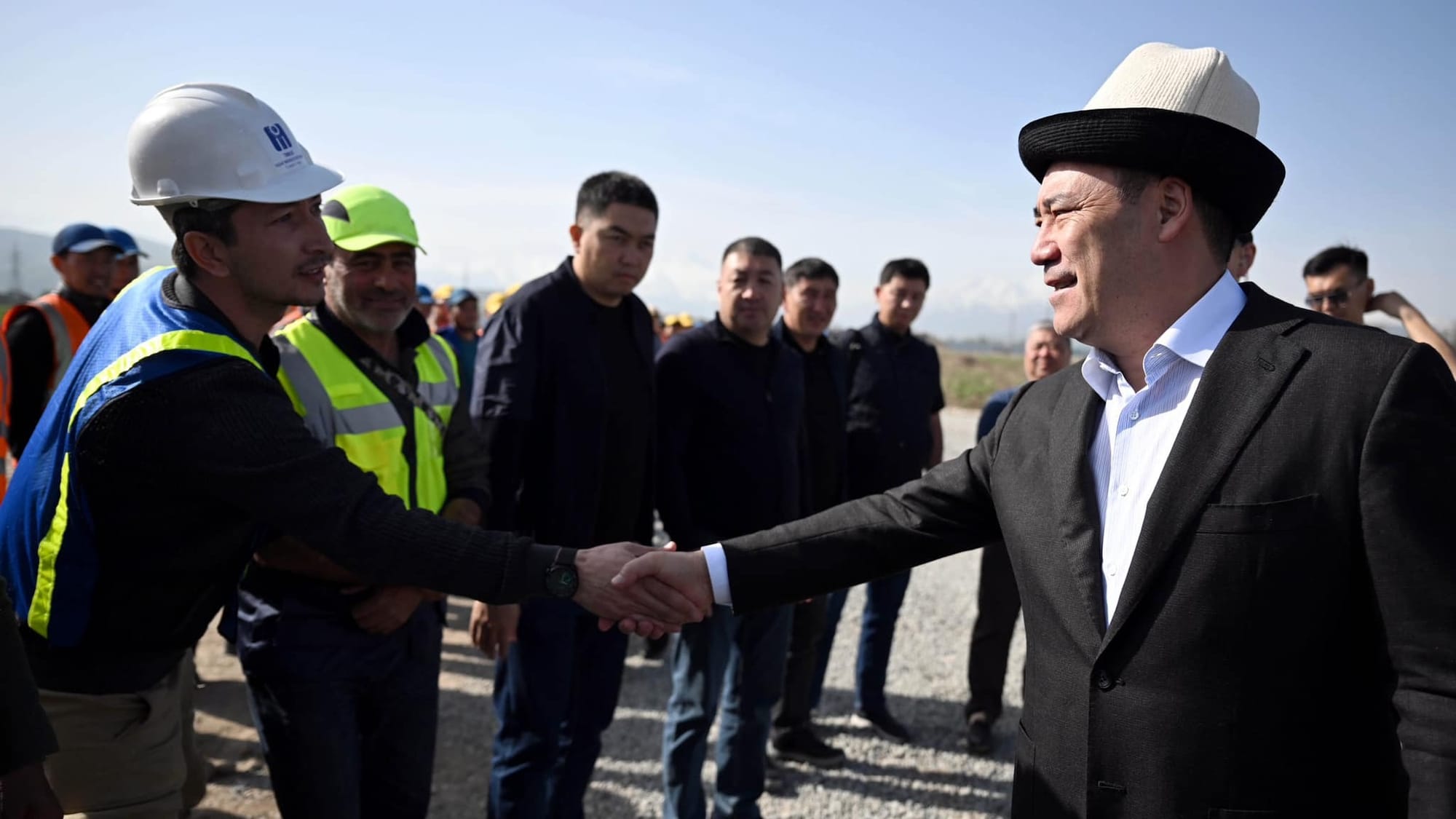 Новый стадион строят десятки инженеров из Турции, Великобритании и КР – администрация президента