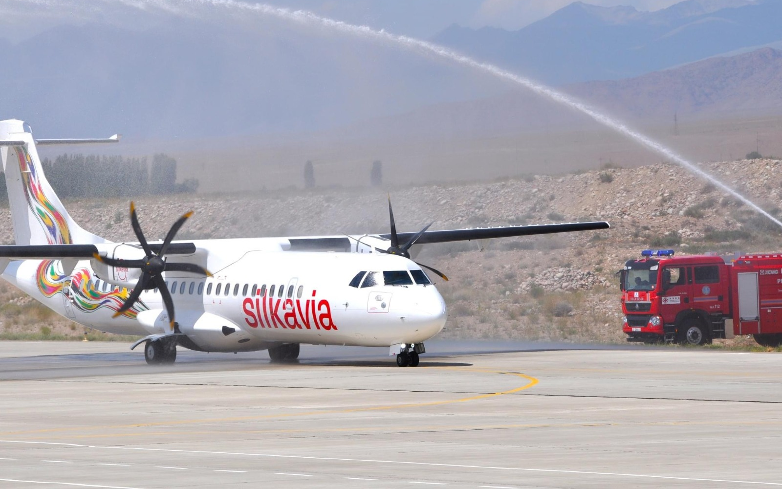 Узбекистанская авиакомпания Silk Avia запустит регулярные рейсы на Иссык-Куль