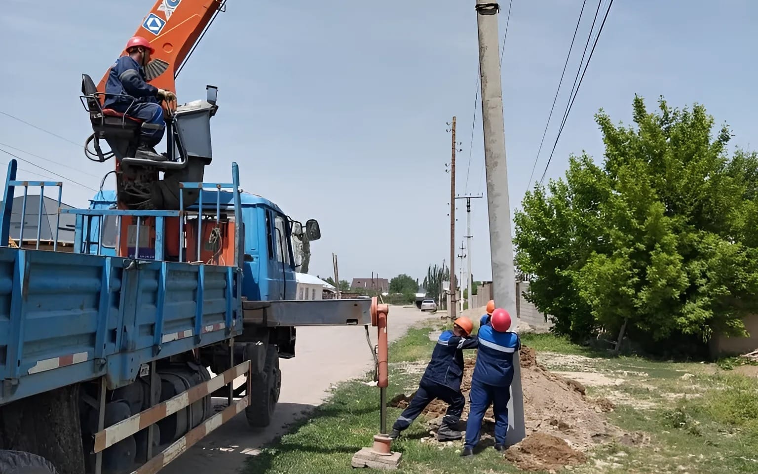 Более 110 км линий электропередачи отремонтируют в Бакай-Атинском районе