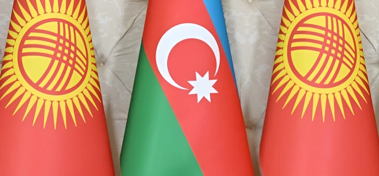 Кыргызстан и Азербайджан укрепляют сотрудничество: Госбанк развития и АКФР подписали меморандум