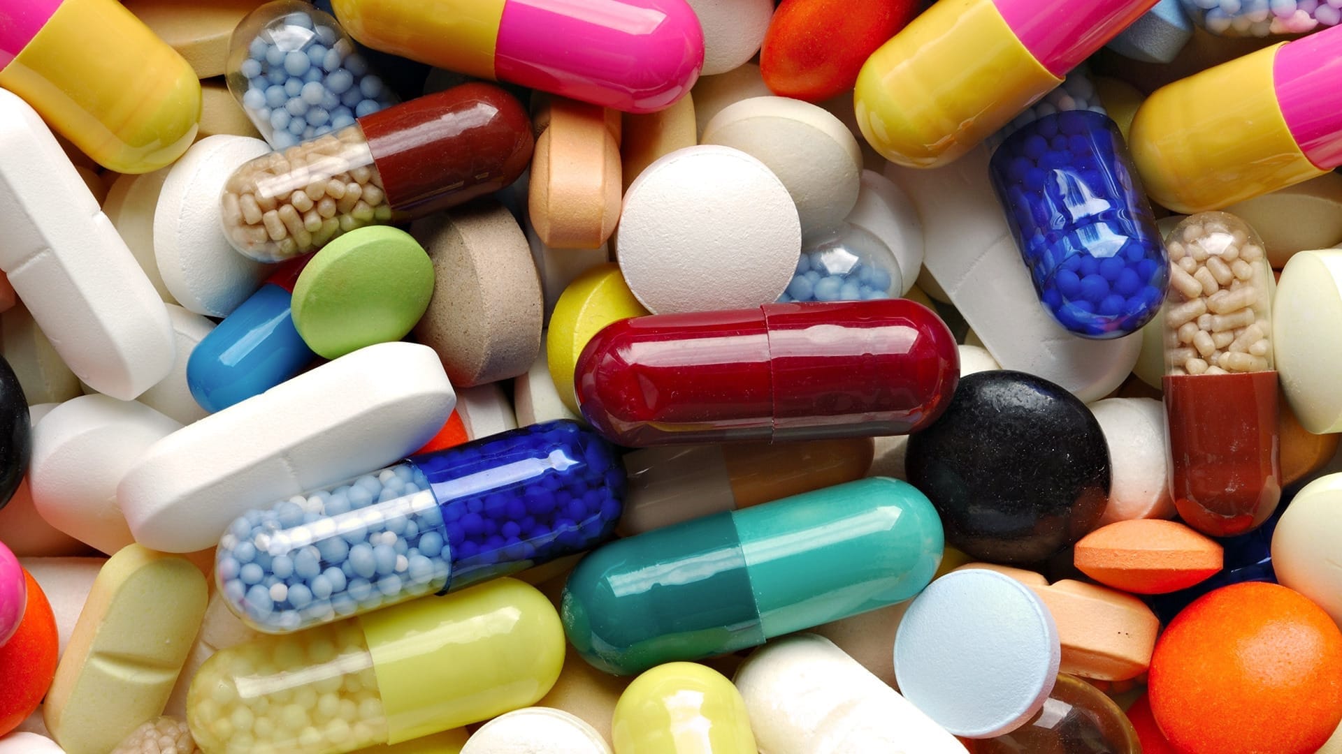 Повышение цен, контрабанда, низкое качество – к чему приведет введение НДС на лекарства