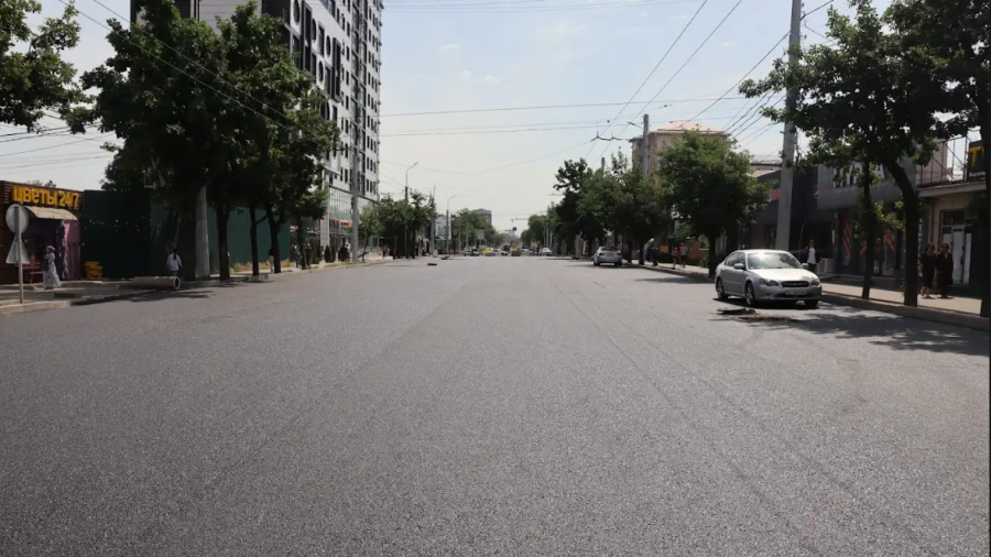 Как в Бишкеке продвигается ремонт по улице Ахунбаева – подробности