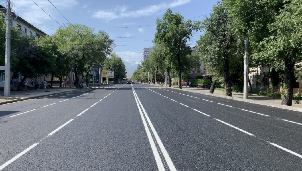 Завтра после ремонта в Бишкеке откроют еще один отрезок улицы Байтик Баатыра