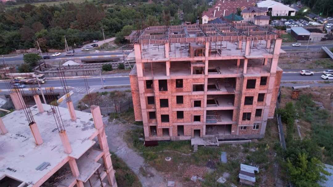 Застройщик в Бишкеке лишился участка стоимостью 132 млн сомов – землю вернули государству