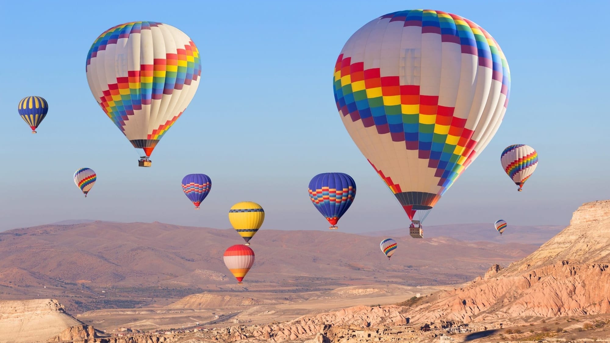 В Узбекистане создадут зону полетов на воздушных шарах, как в Каппадокии