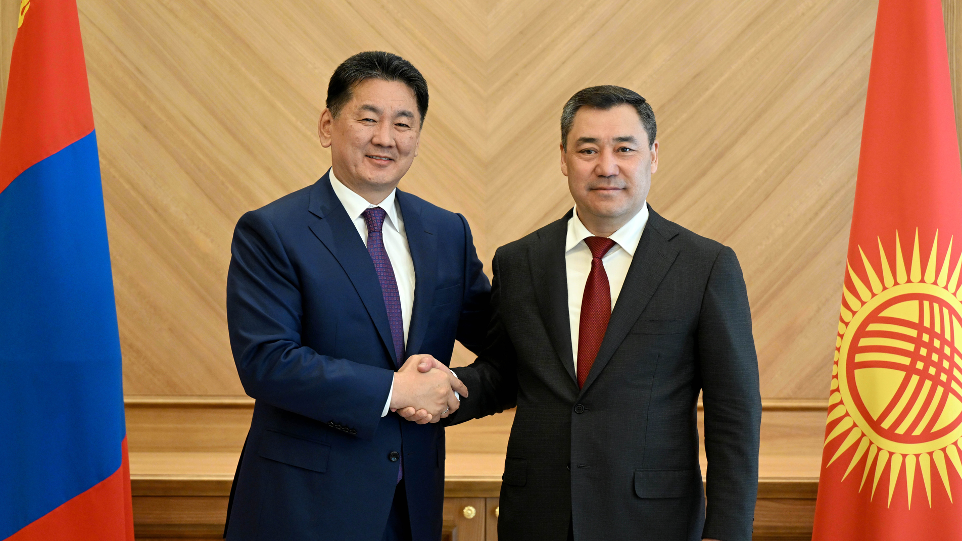 Садыр Жапаров провел переговоры с президентом Монголии — что обсудили