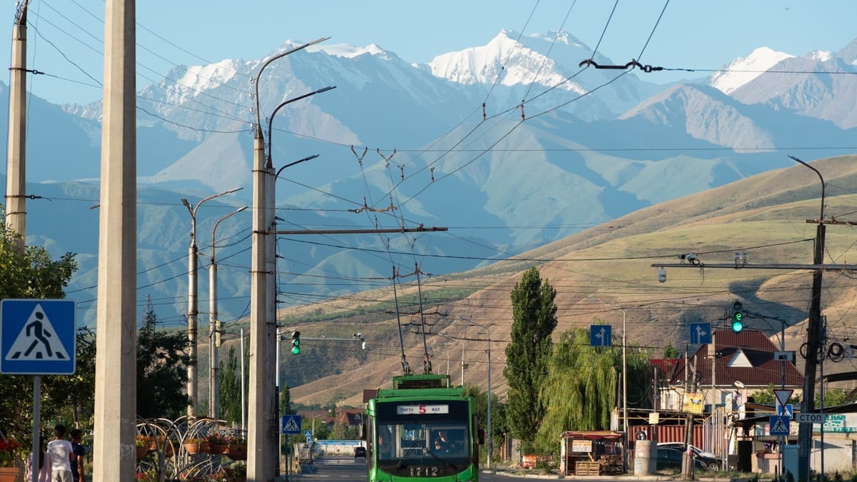 Аренда опор в Бишкеке подорожала в четыре раза – операторы связи обеспокоены