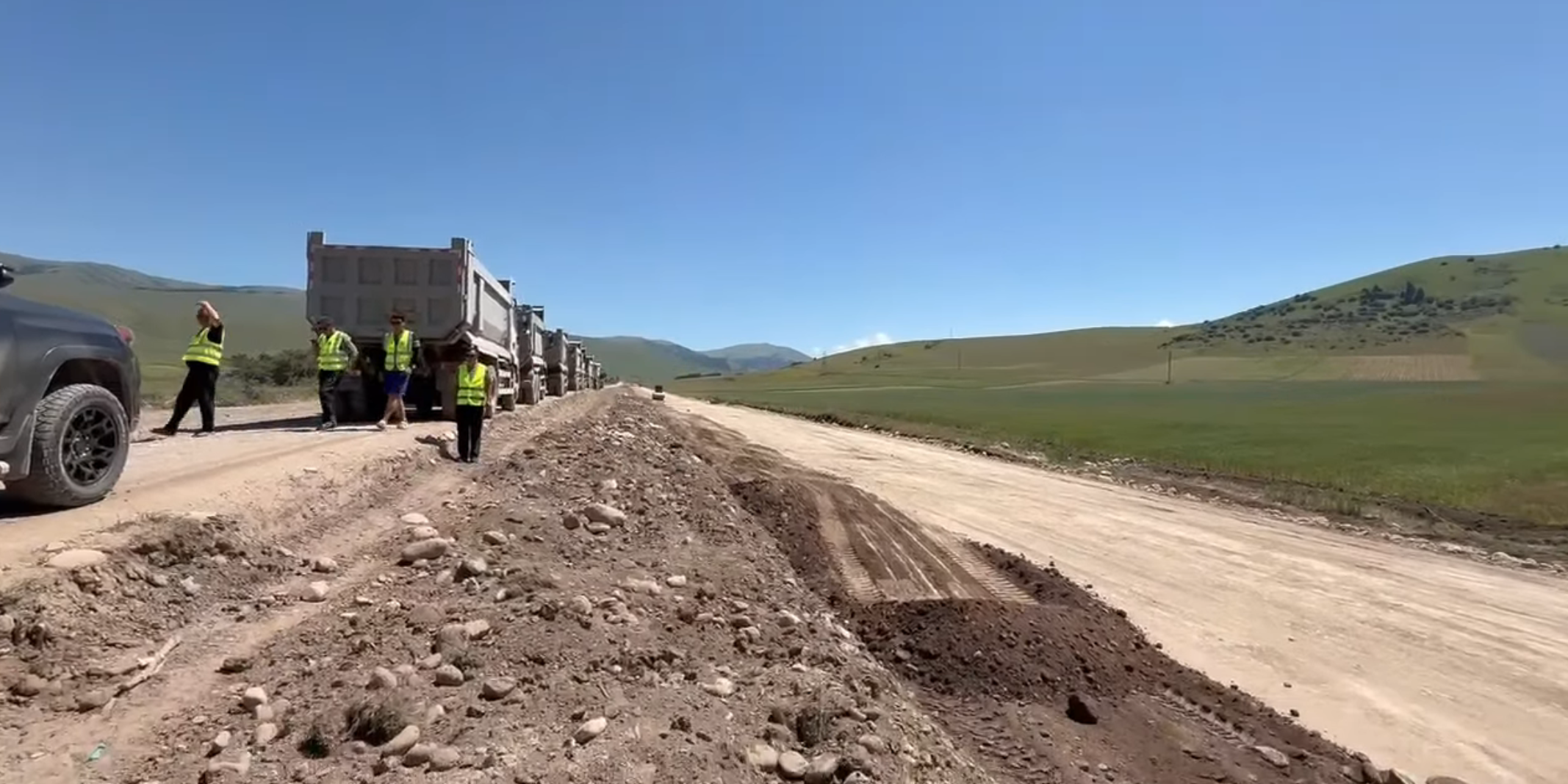 К курорту «Ала-Тоо Резорт» строят новую дорогу