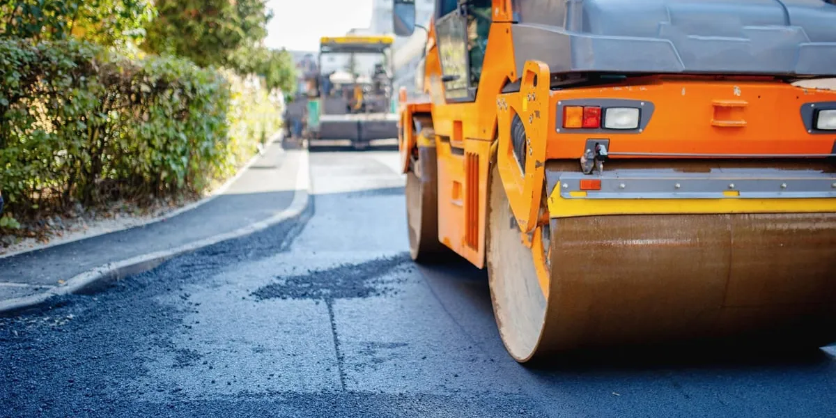 В Бишкеке после ремонта открыли ул. Л. Толстого от Панфилова до Логвиненко и запретили поворот налево