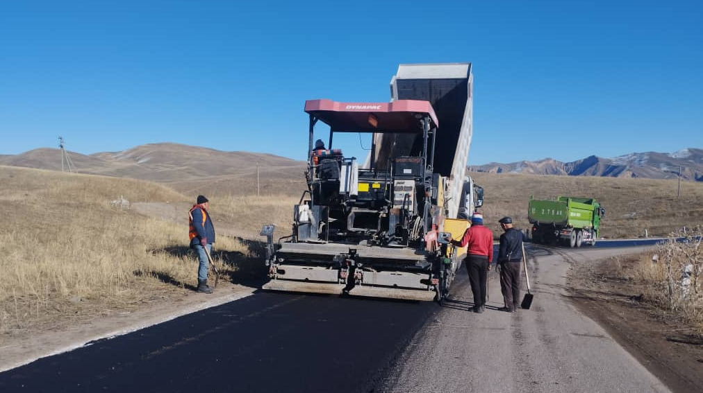 В Кыргызстане более 80% дорожных проектов финансируется из бюджета — кабмин