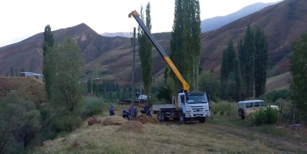 В Токтогуле проведено техобслуживание 648 километров линий электропередачи