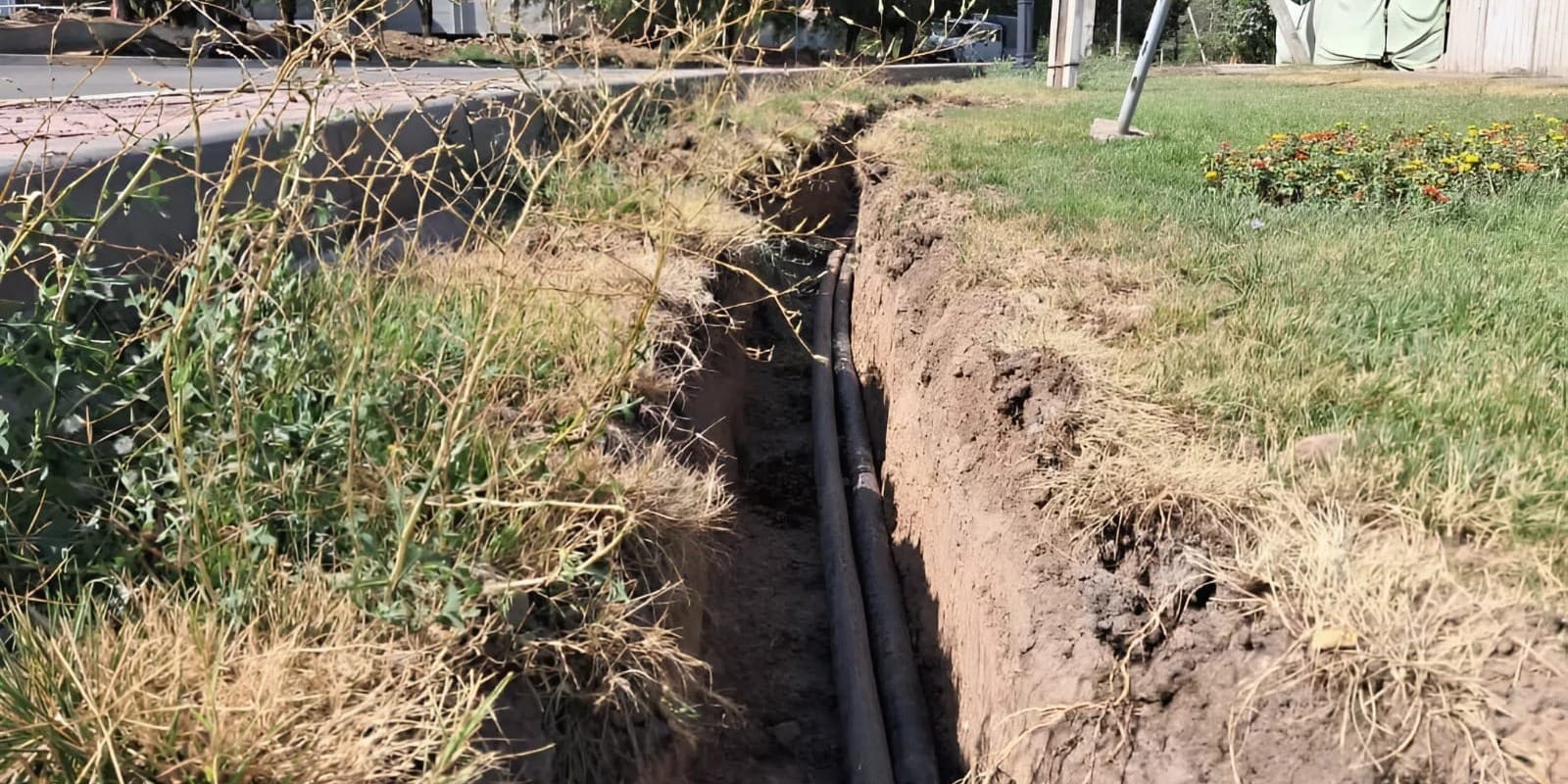 В Бишкеке в районе Южной магистрали модернизируют линии электропередачи 10 кВ