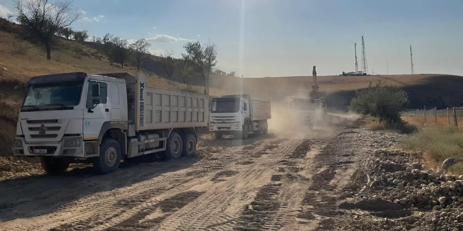 От села Орто-Сай до флагштока уложат новый асфальт