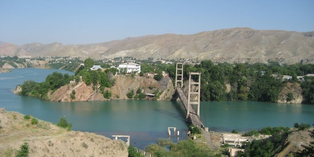 Кабмин передал контрольный пакет госкомпании «Ташкомур» мэрии Таш-Кумыра