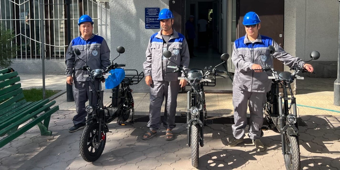 «Бишкекгорлифт» выдал сотрудникам 10 электровелосипедов для оперативной работы