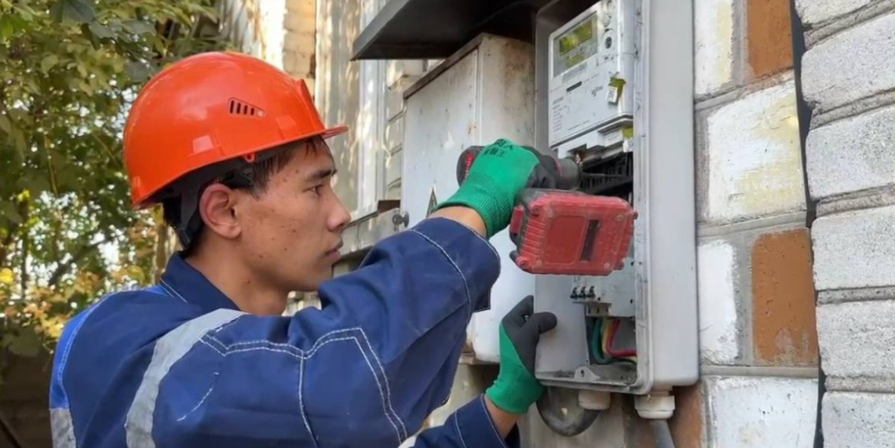 С начала года в Бишкеке установили почти 18 тысяч умных счетчиков